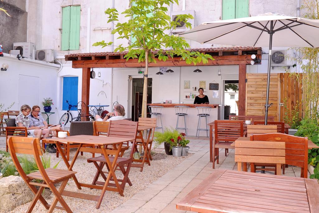 Hotel Durand Le Patio Alès Eksteriør bilde