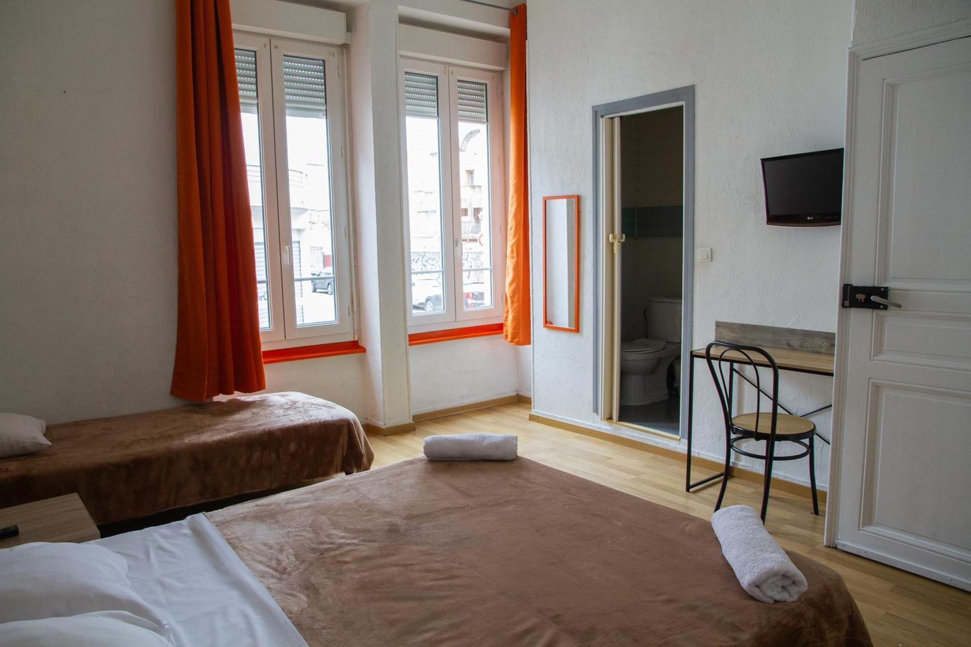 Hotel Durand Le Patio Alès Eksteriør bilde